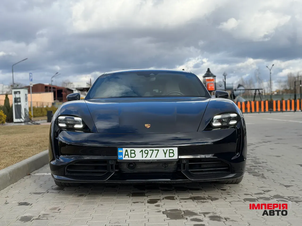 Porsche Taycan - фото 54