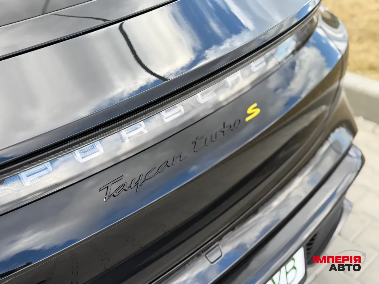 Porsche Taycan - фото 40