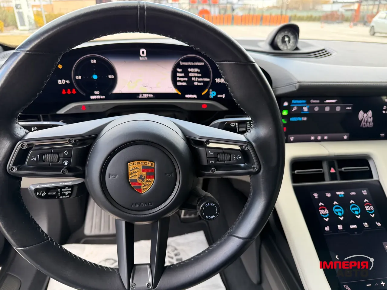 Porsche Taycan - фото 39