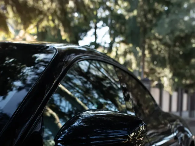 Porsche Taycan - фото 5