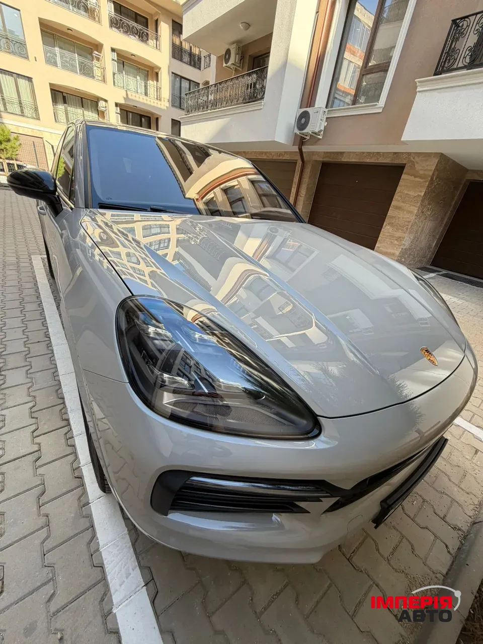 Porsche Cayenne - фото 1