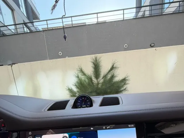 Porsche Cayenne - фото 4