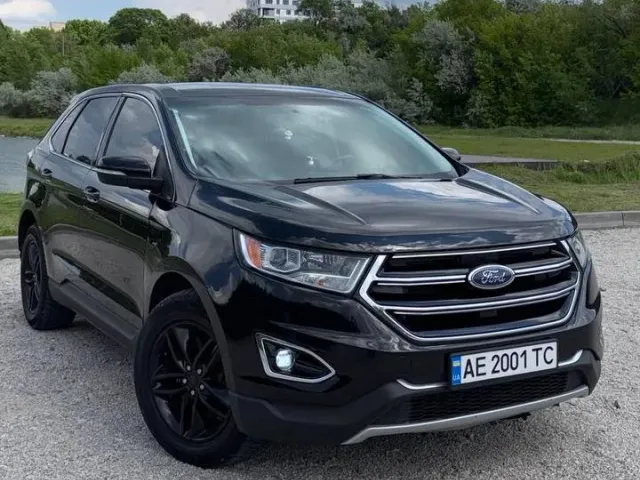Ford Edge - фото 1