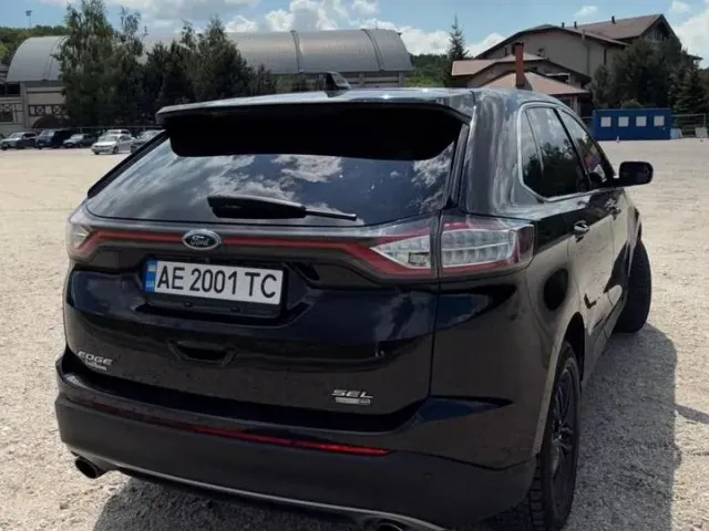 Ford Edge - фото 3
