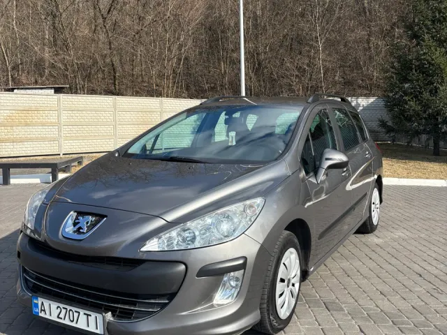 Peugeot 308 - фото 1