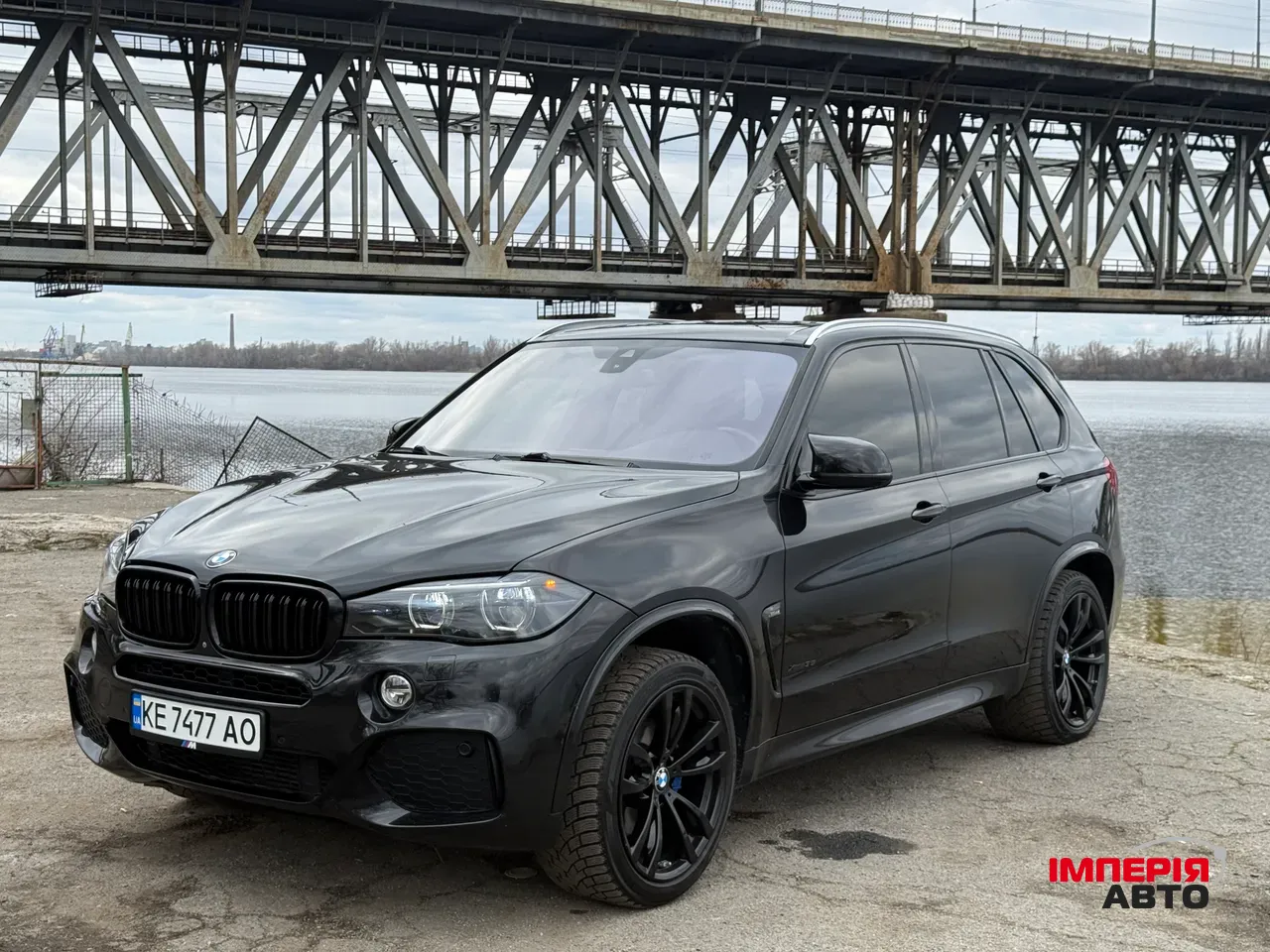 BMW X5 - фото 2