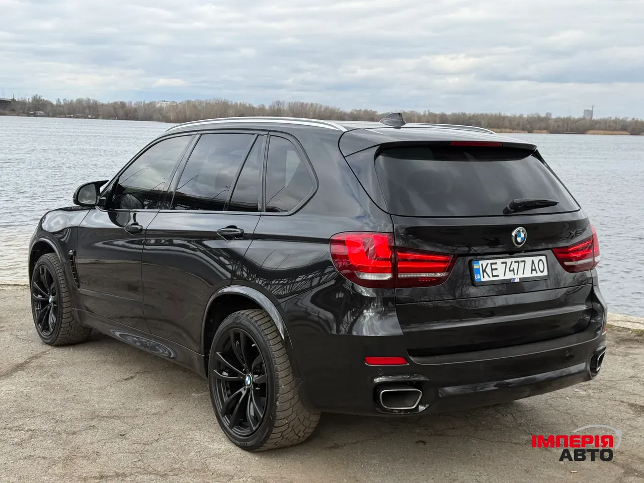 BMW X5 - фото 6