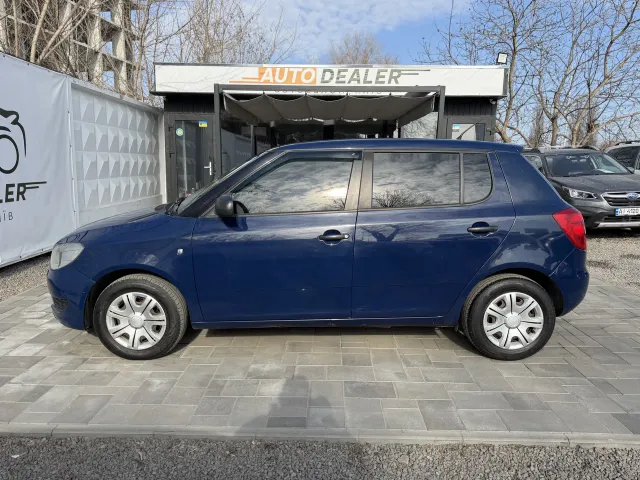 Skoda Fabia - фото 5