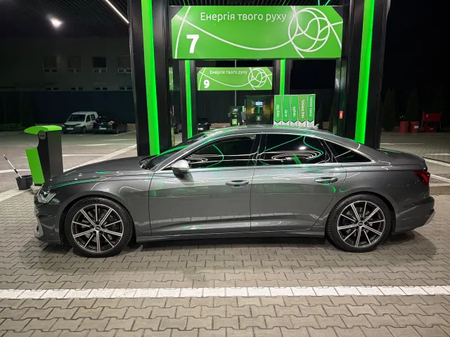 Audi S6 - фото 1