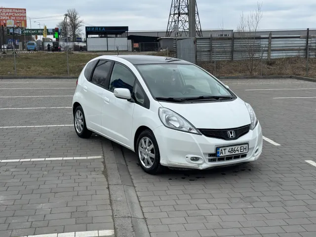 Honda Jazz - фото 4