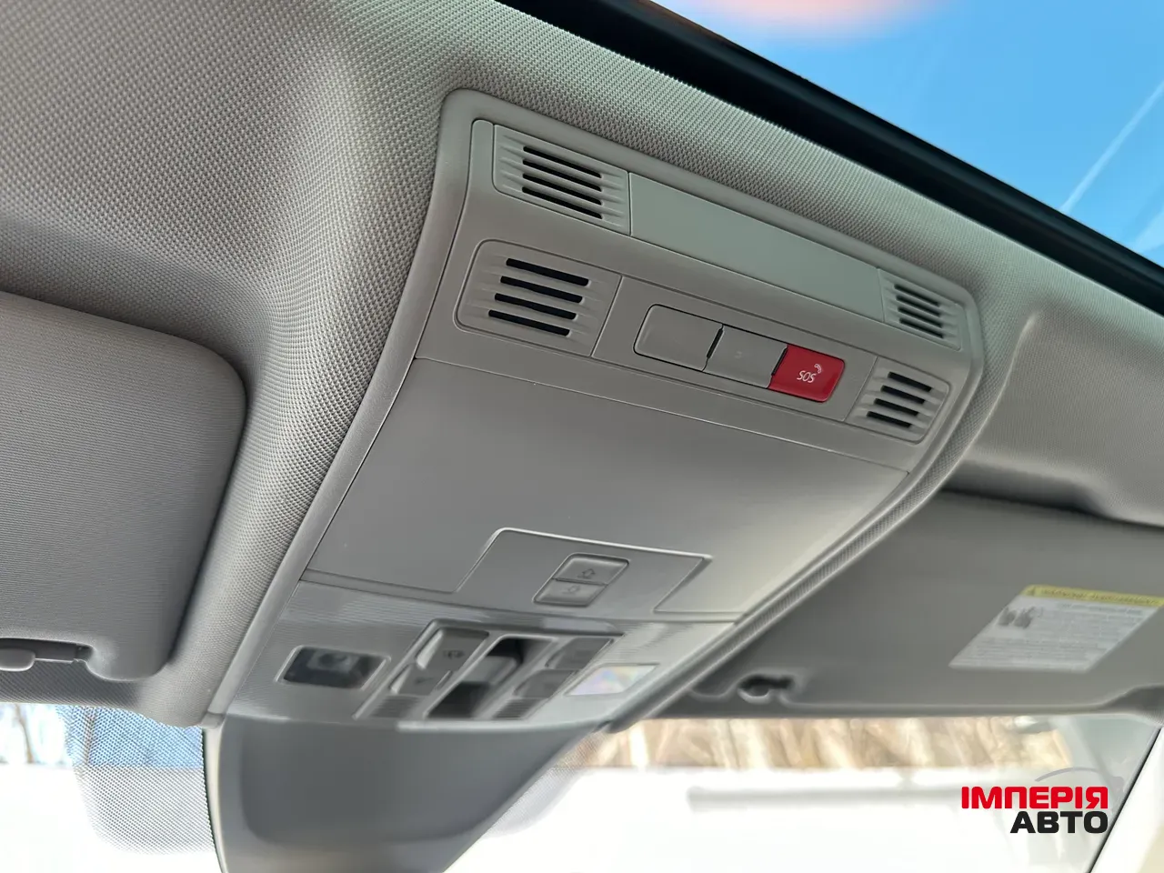 Volkswagen Tiguan R - фото 32