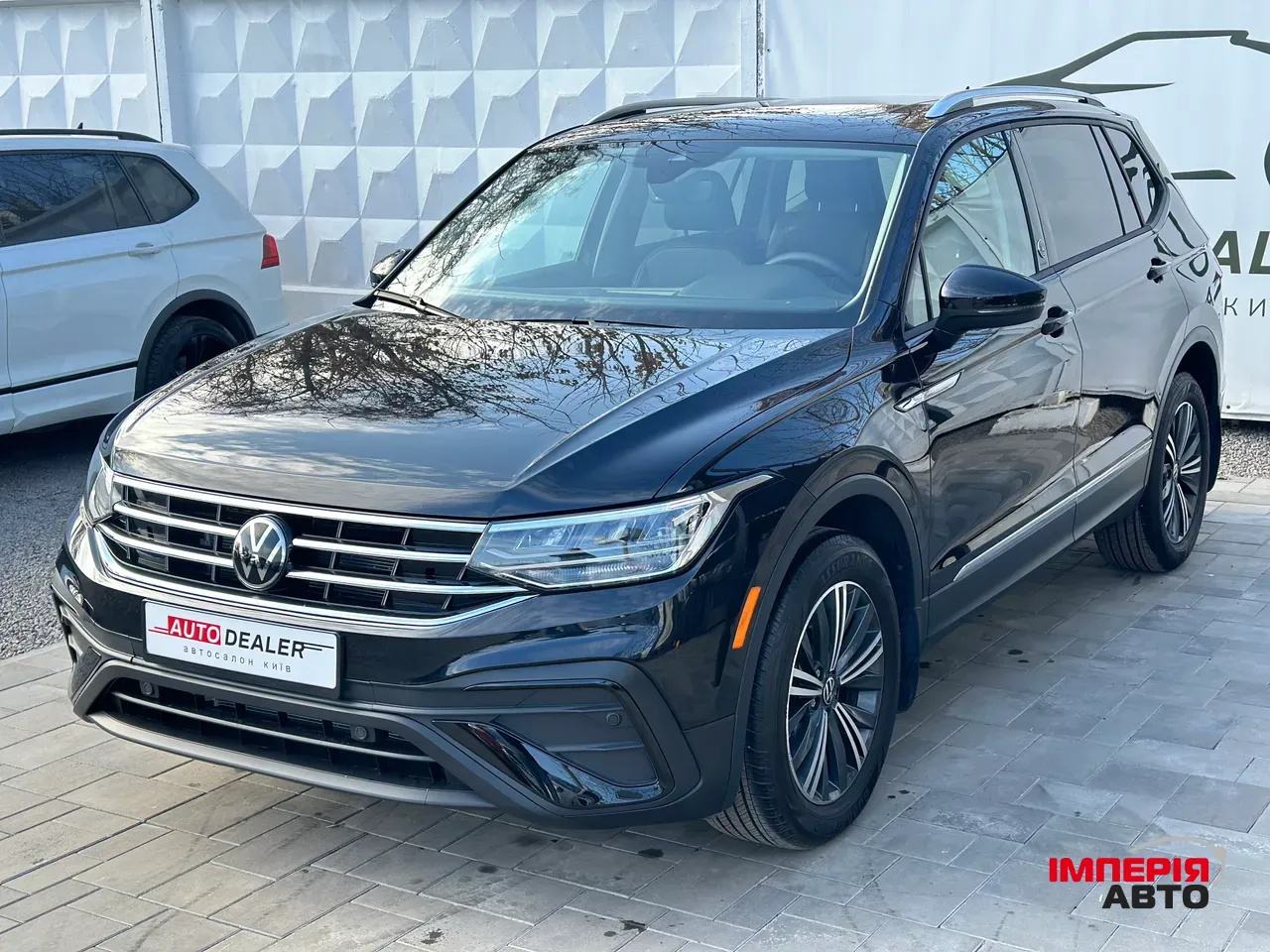 Volkswagen Tiguan R - фото 3