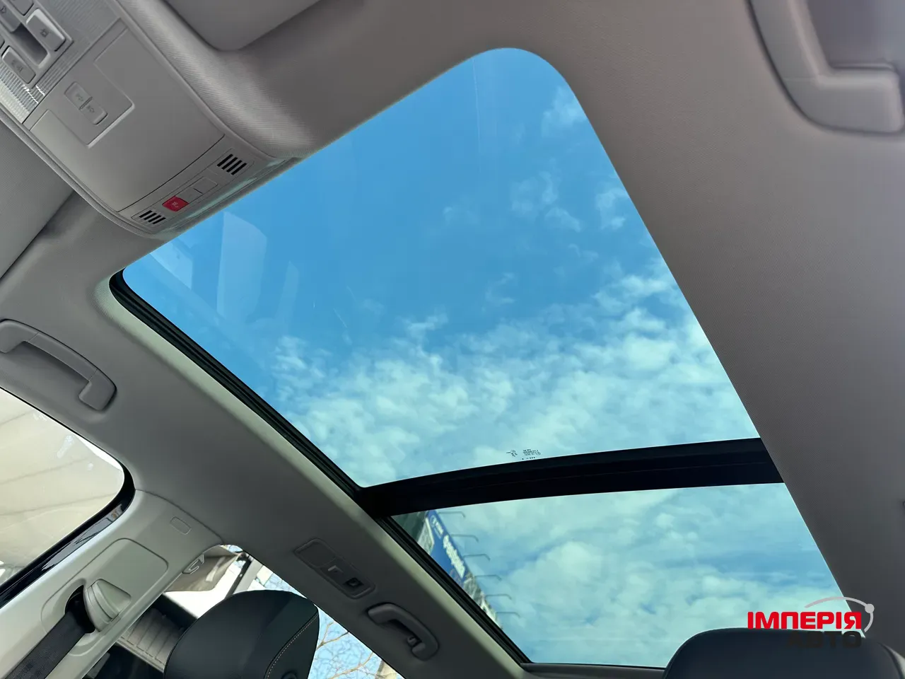 Volkswagen Tiguan R - фото 34