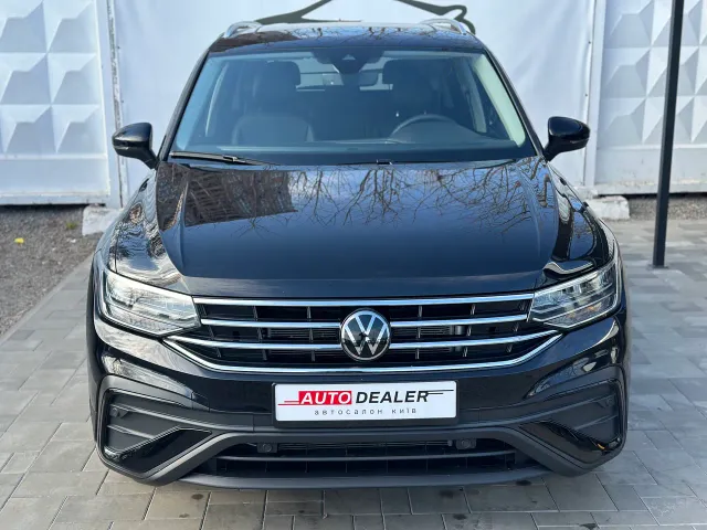Volkswagen Tiguan R - фото 2