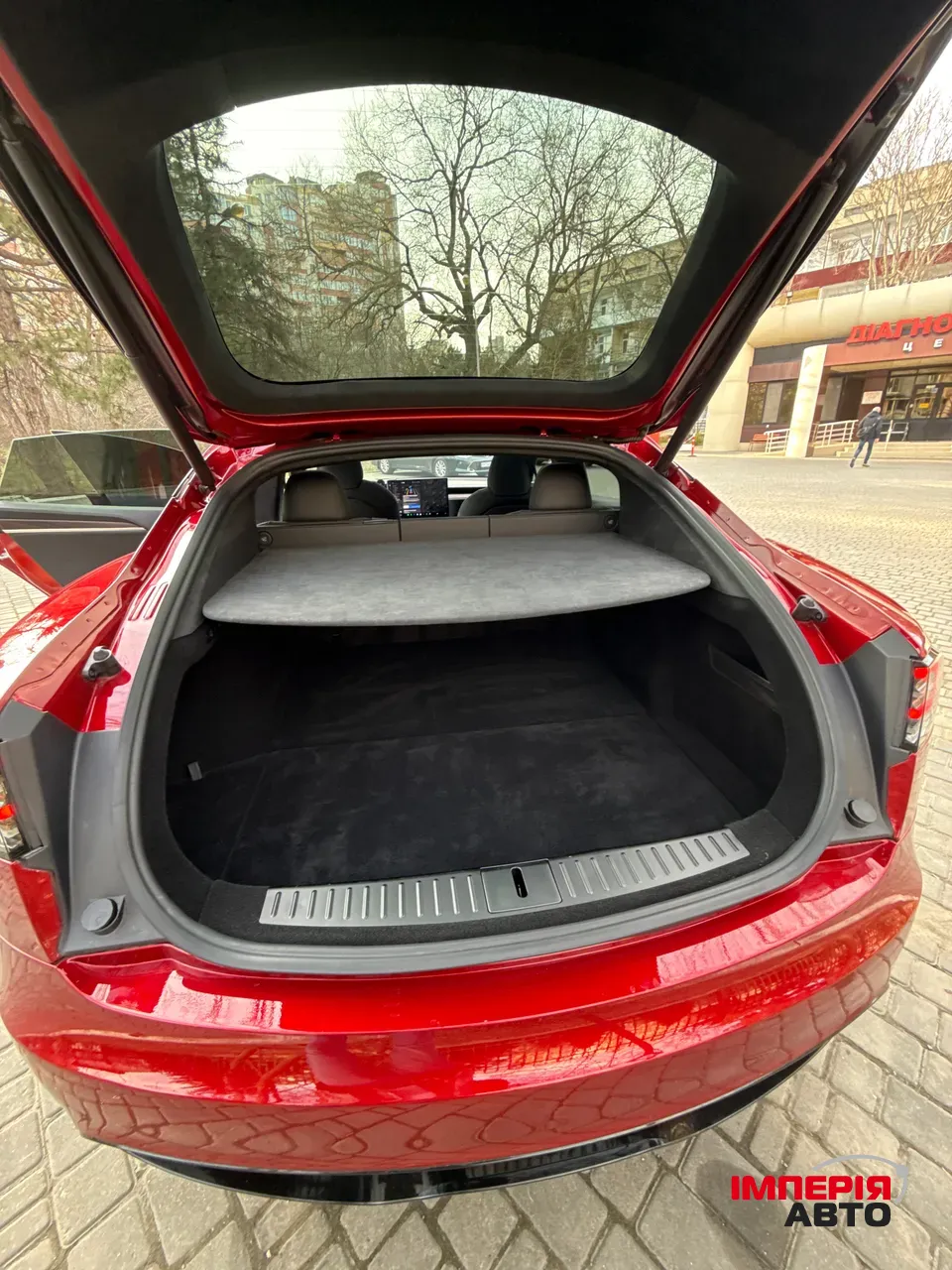 Tesla Model S - фото 6