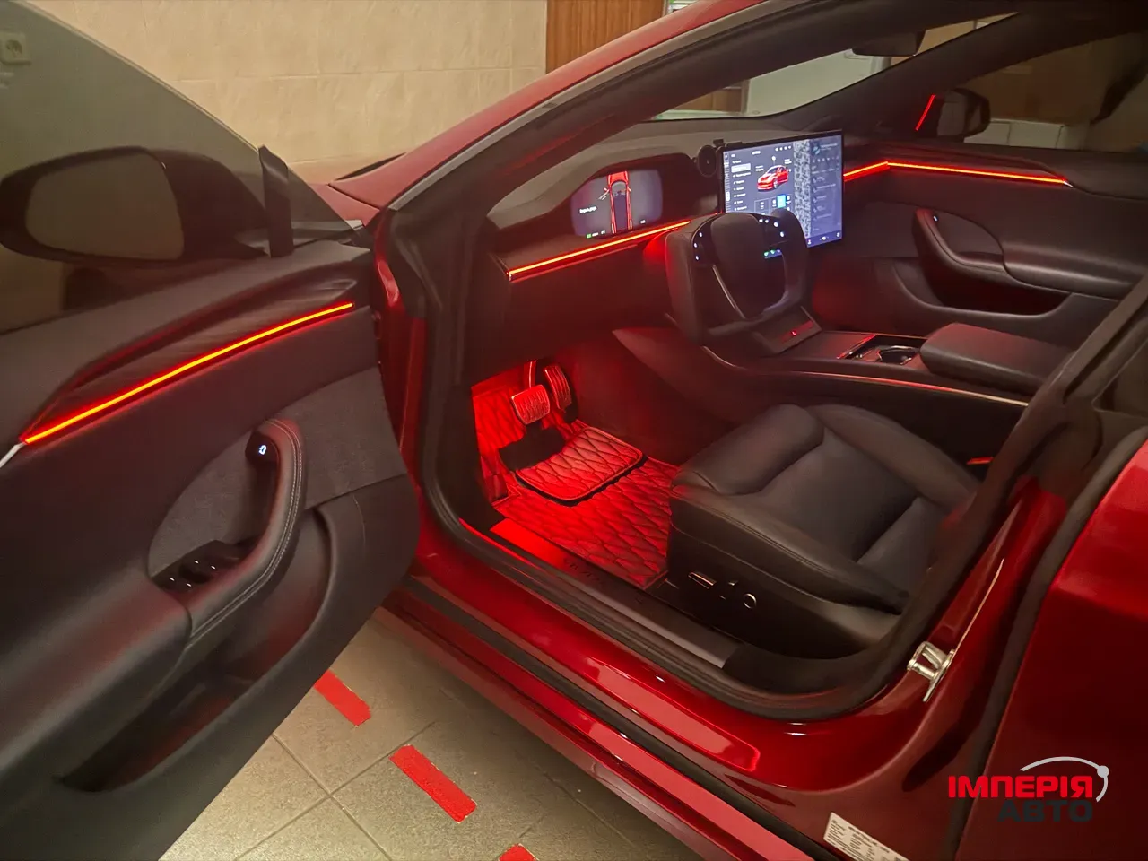 Tesla Model S - фото 9