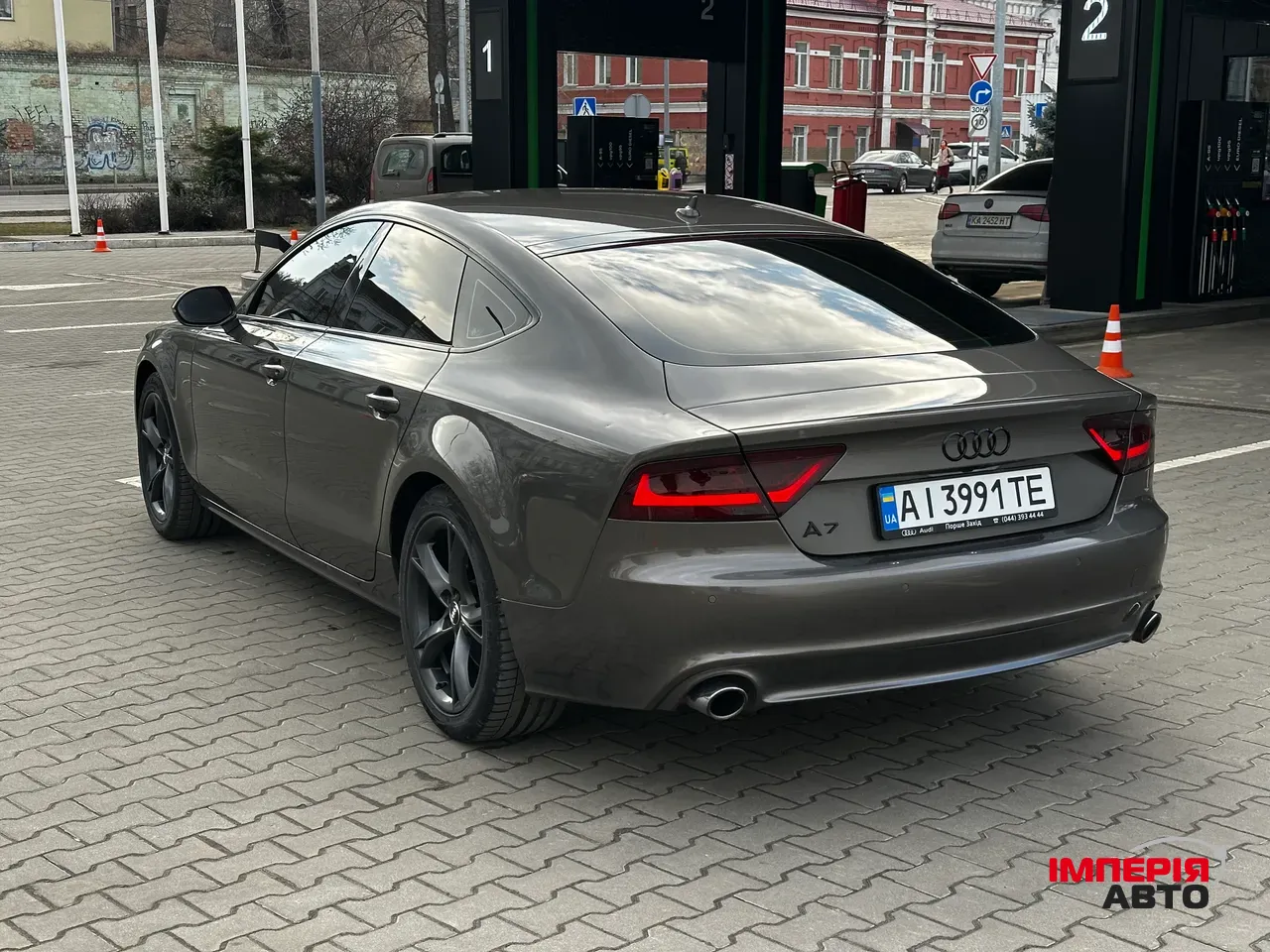 Audi A7 - фото 8