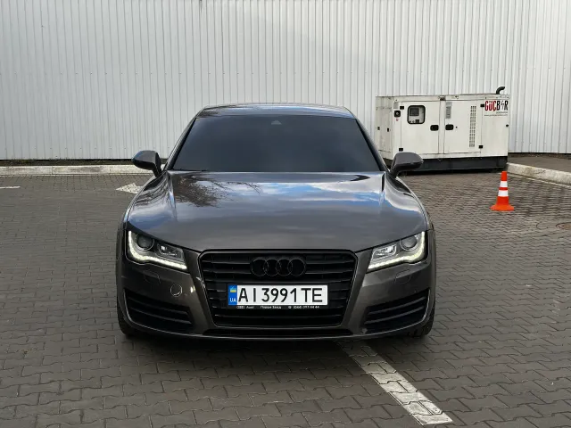 Audi A7 - фото 3
