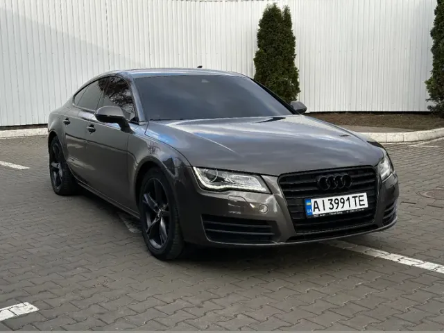 Audi A7 - фото 4