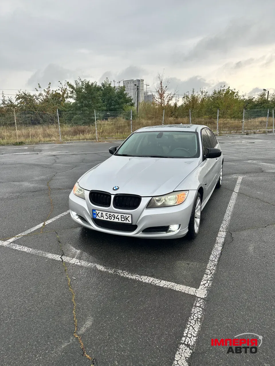 BMW 3 серії - фото 1