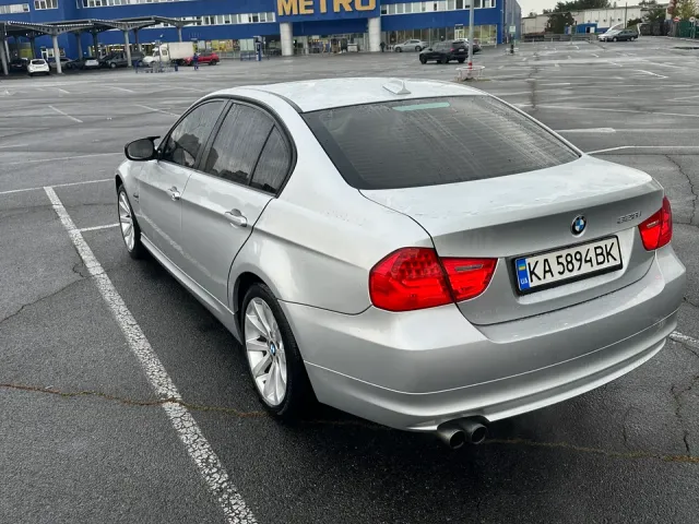 BMW 3 серії - фото 3