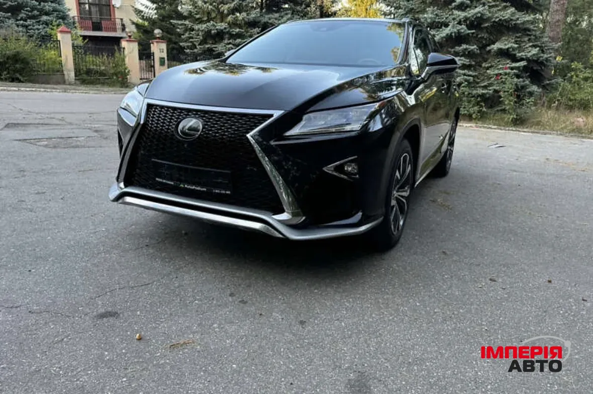 Lexus RX - фото 13