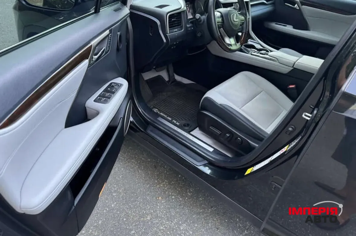 Lexus RX - фото 43