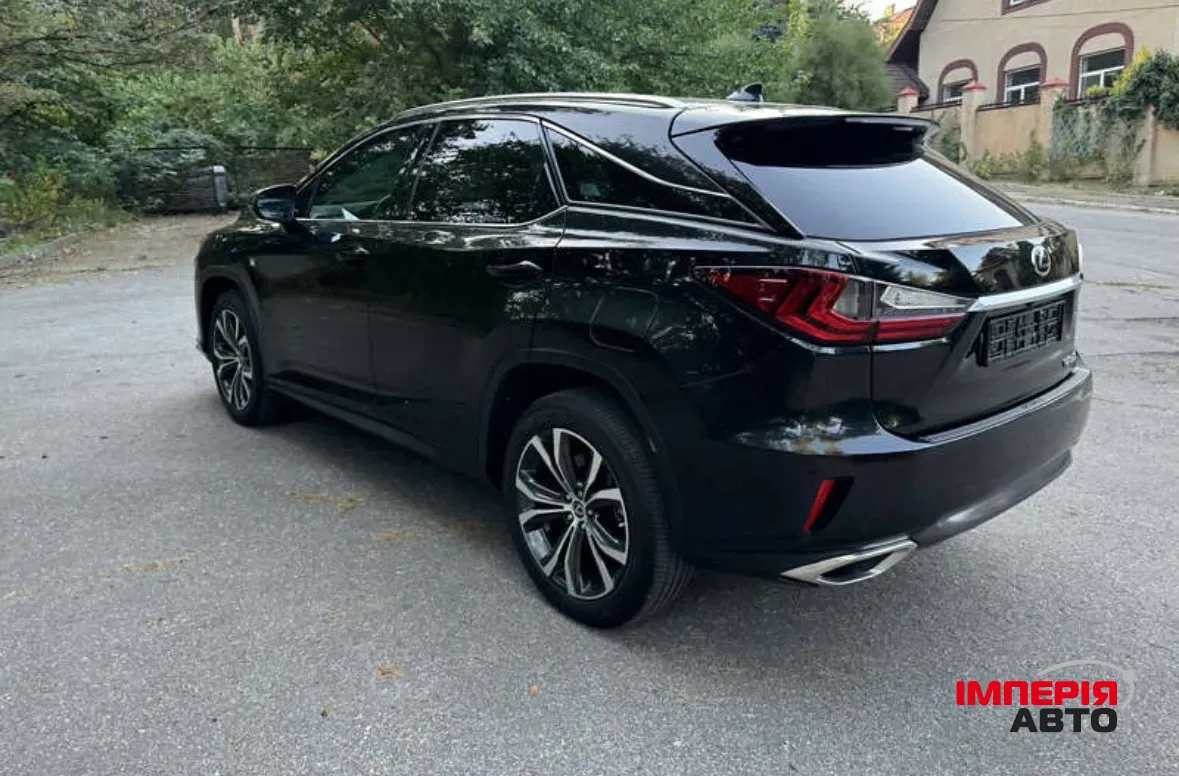 Lexus RX - фото 6