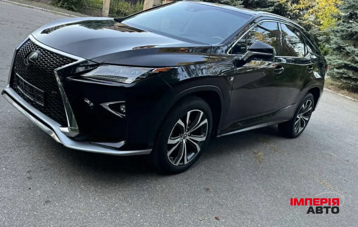 Lexus RX - фото 23