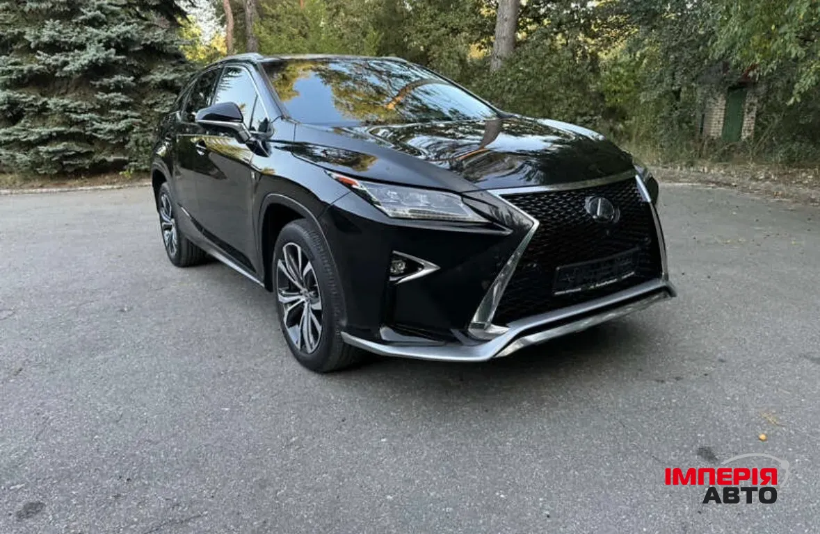 Lexus RX - фото 24