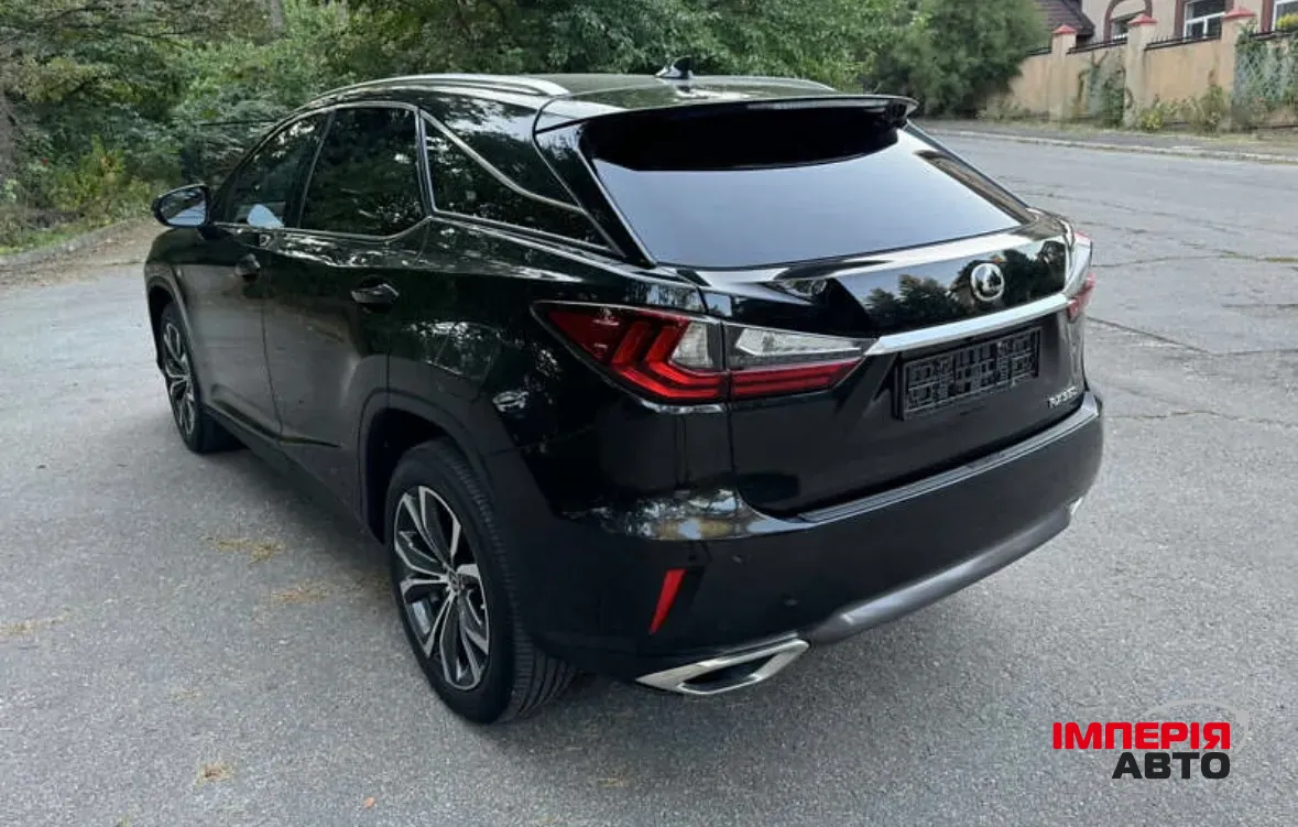 Lexus RX - фото 26
