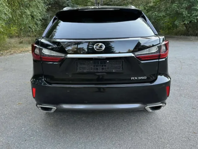 Lexus RX - фото 5