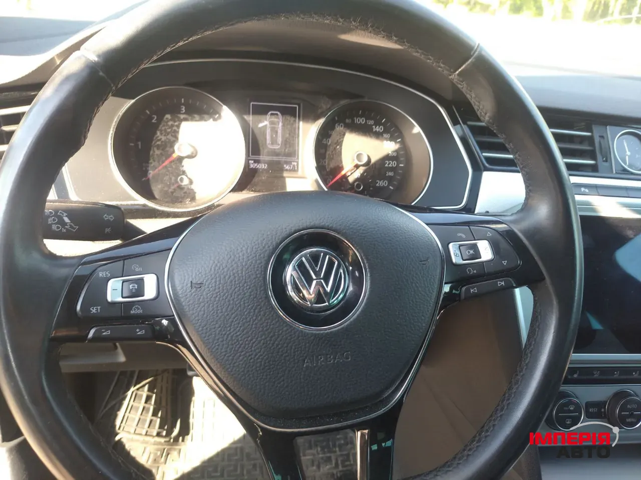 Volkswagen Passat - фото 5