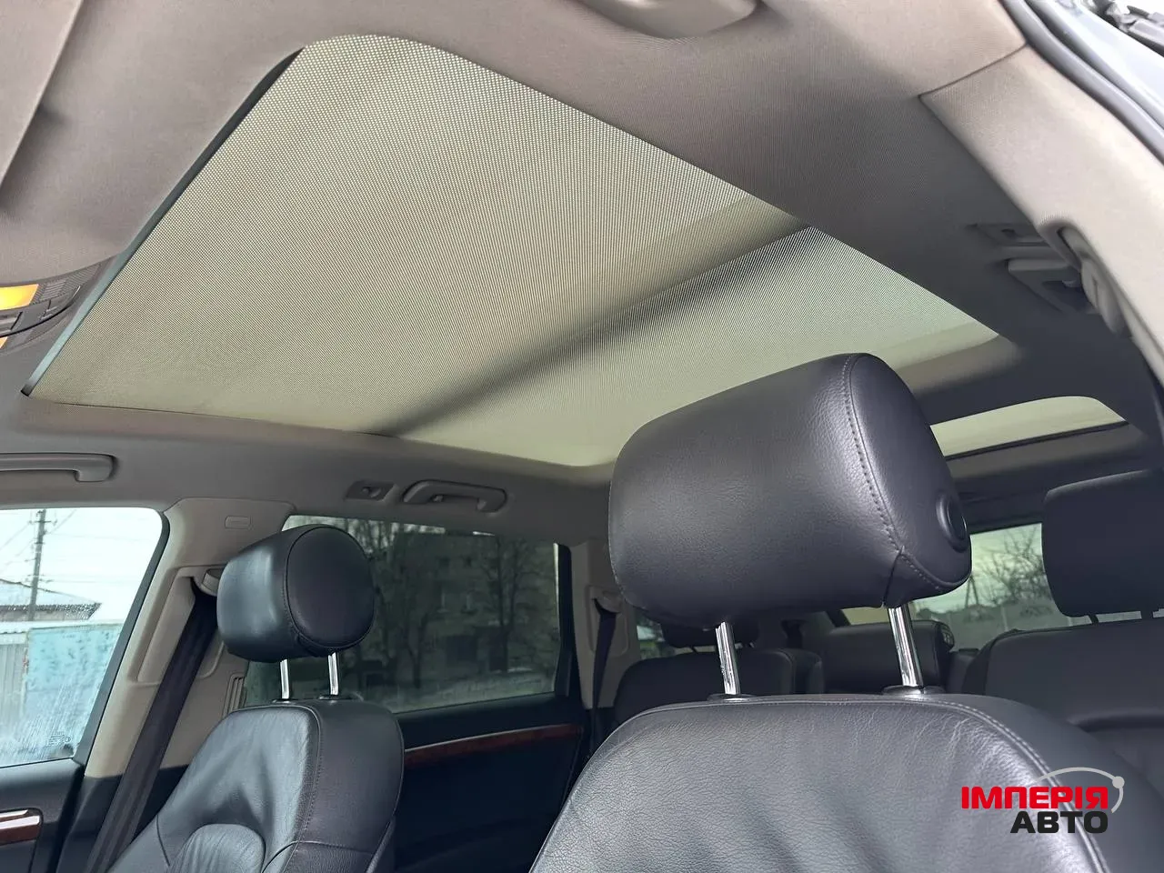 Audi Q7 - фото 12