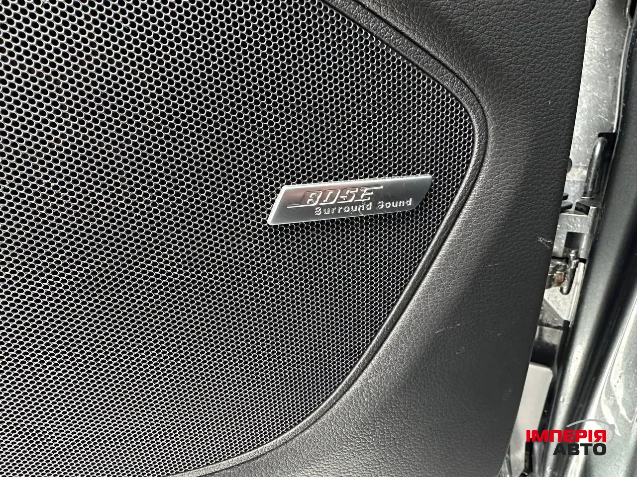 Audi Q7 - фото 13