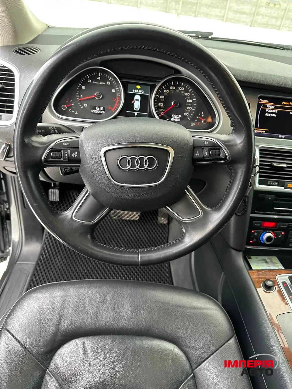 Audi Q7 - фото 9