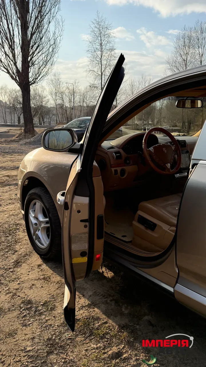 Porsche Cayenne - фото 17