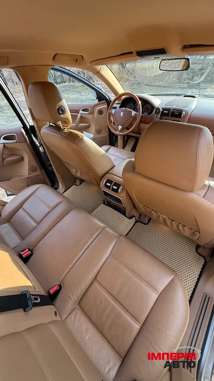 Porsche Cayenne - фото 15