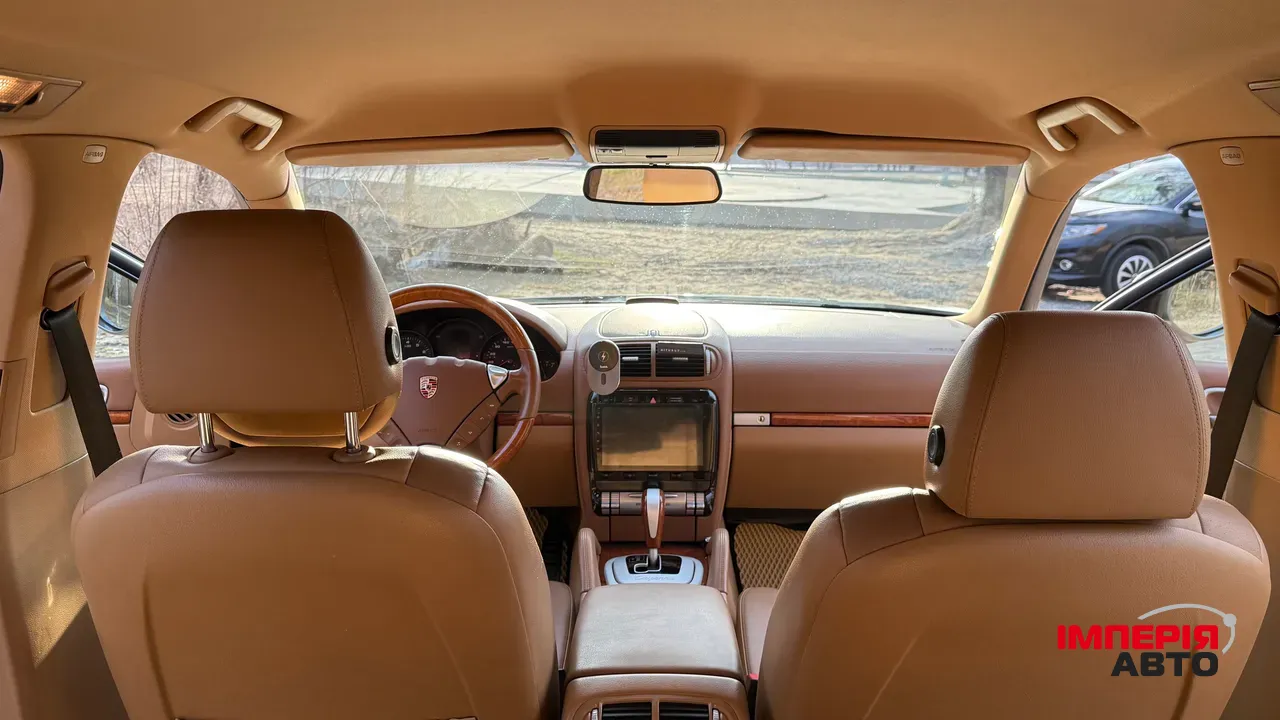 Porsche Cayenne - фото 10