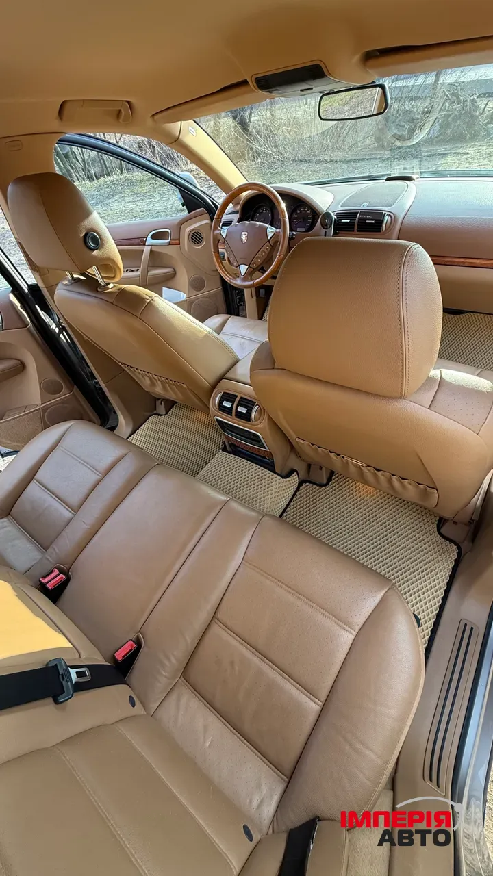 Porsche Cayenne - фото 18