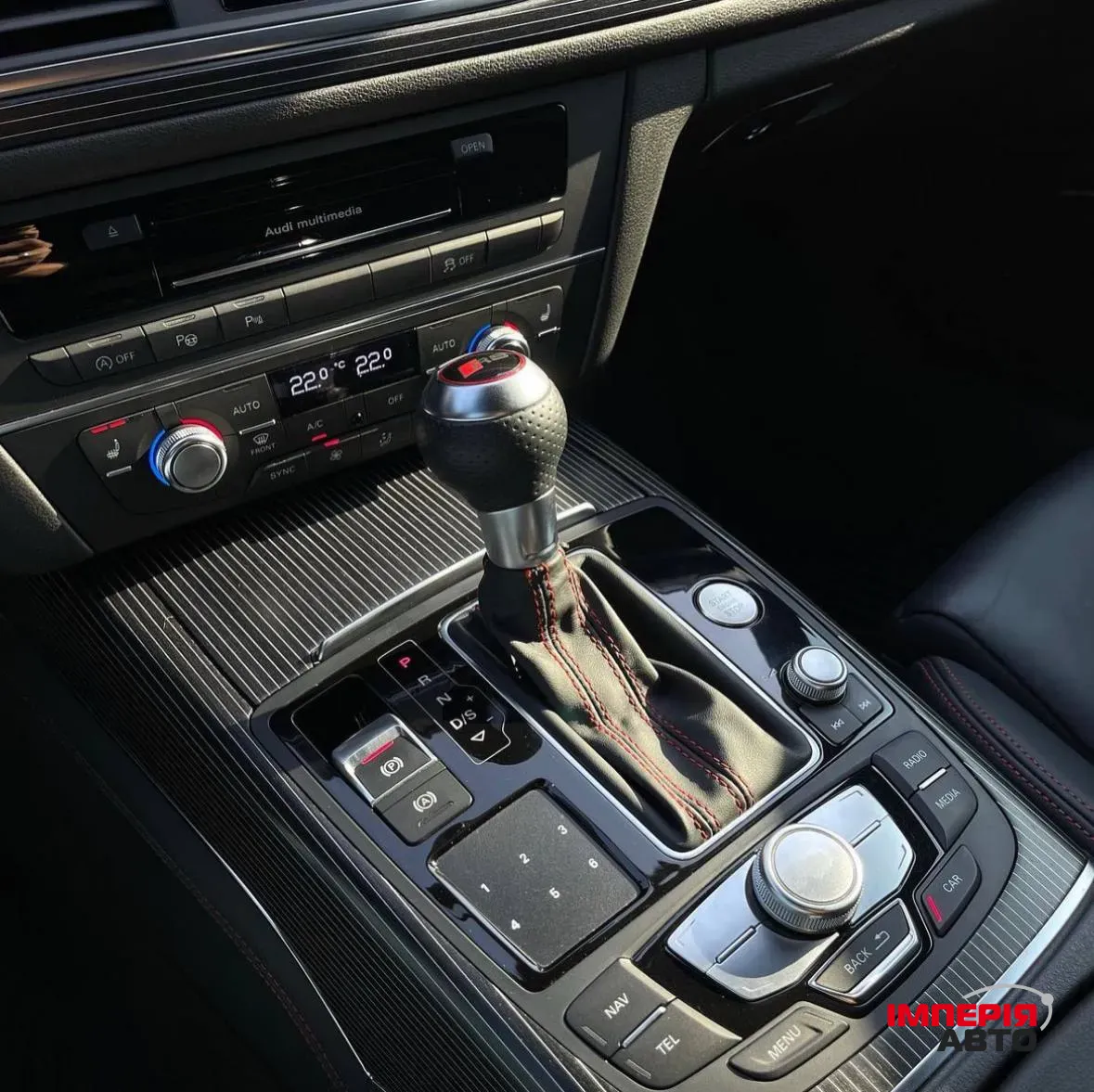 Audi A6 - фото 8