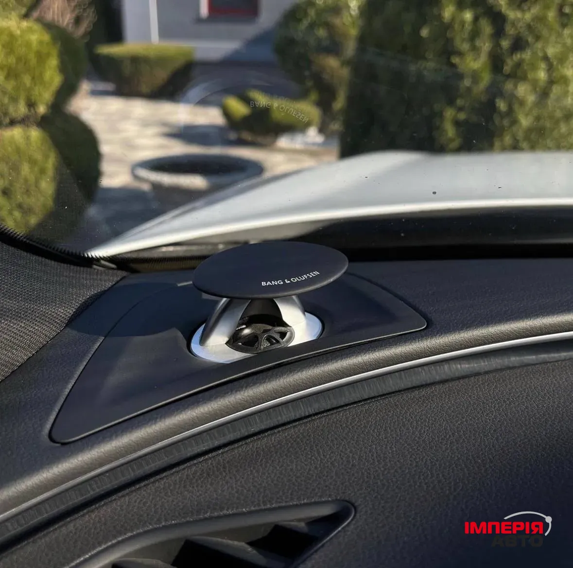 Audi A6 - фото 7