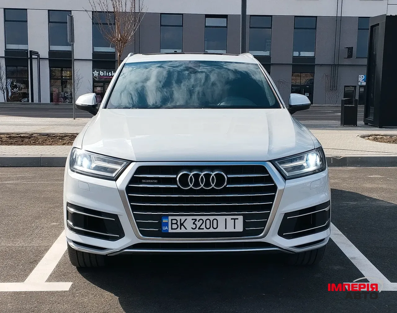 Audi Q7 - фото 45