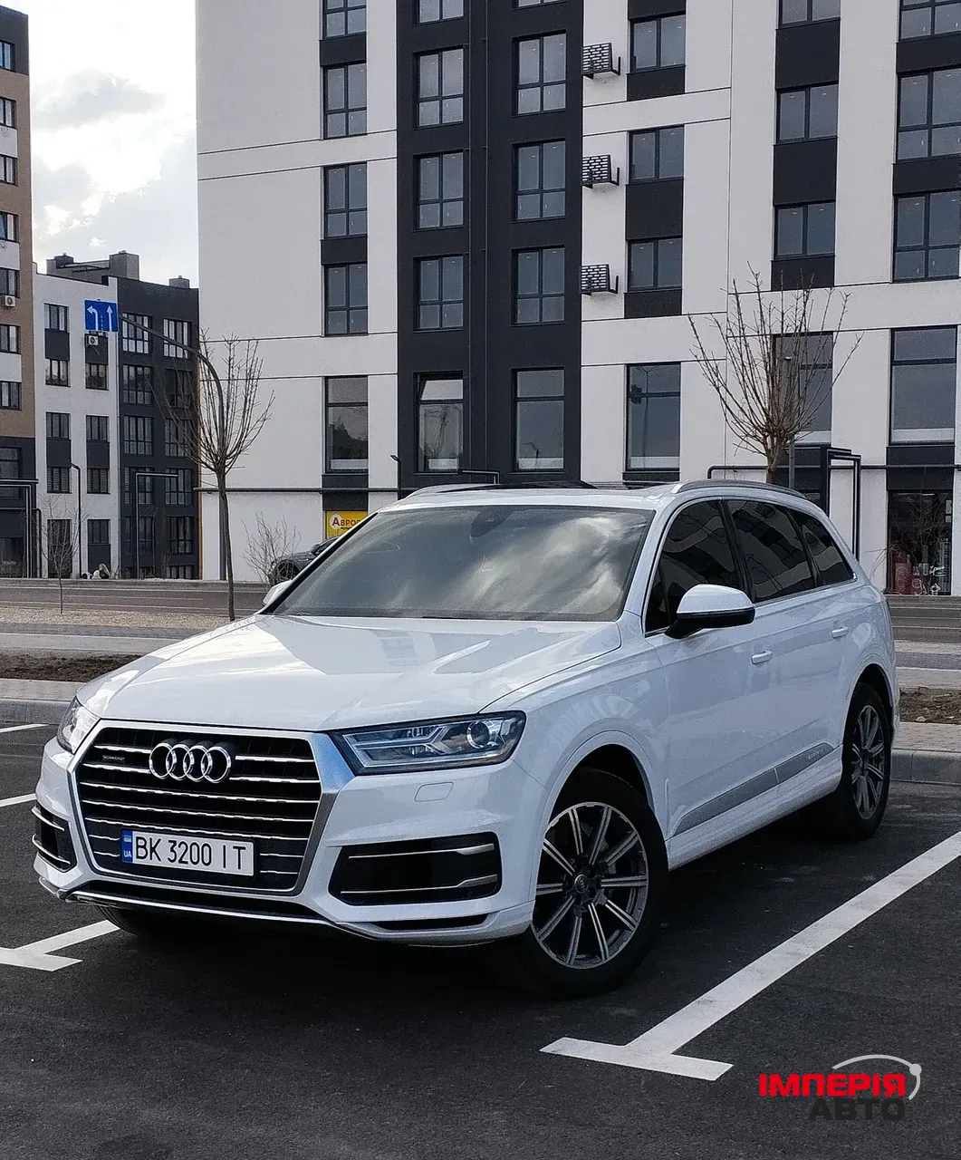 Audi Q7 - фото 4