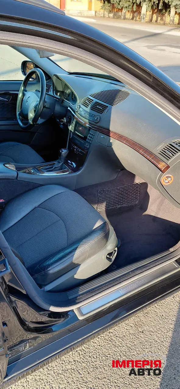 Mercedes-Benz E-Класс - фото 24