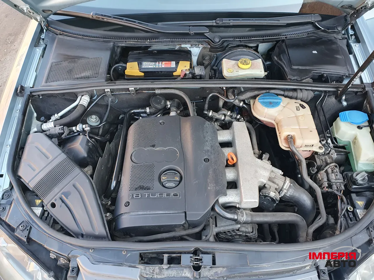 Audi A4 - фото 11