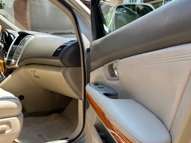 Lexus RX - фото 4