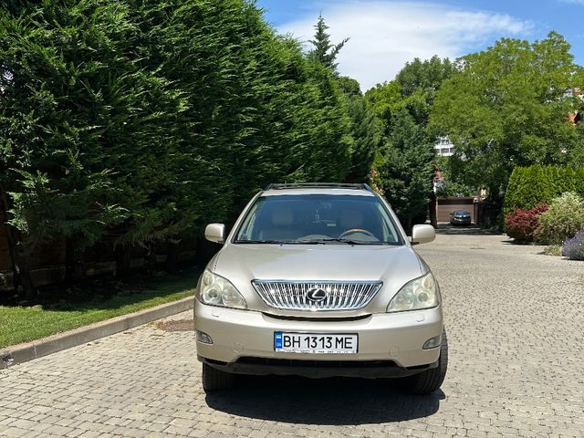 Lexus RX - фото 5