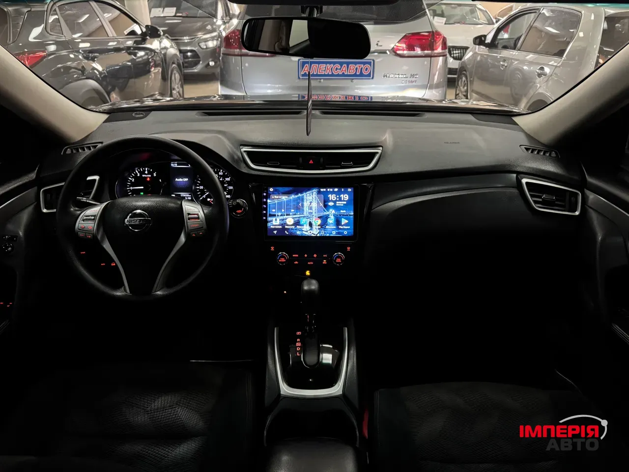 Nissan Rogue - фото 10