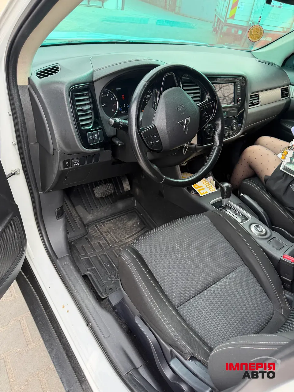 Mitsubishi Outlander Sport - фото 8